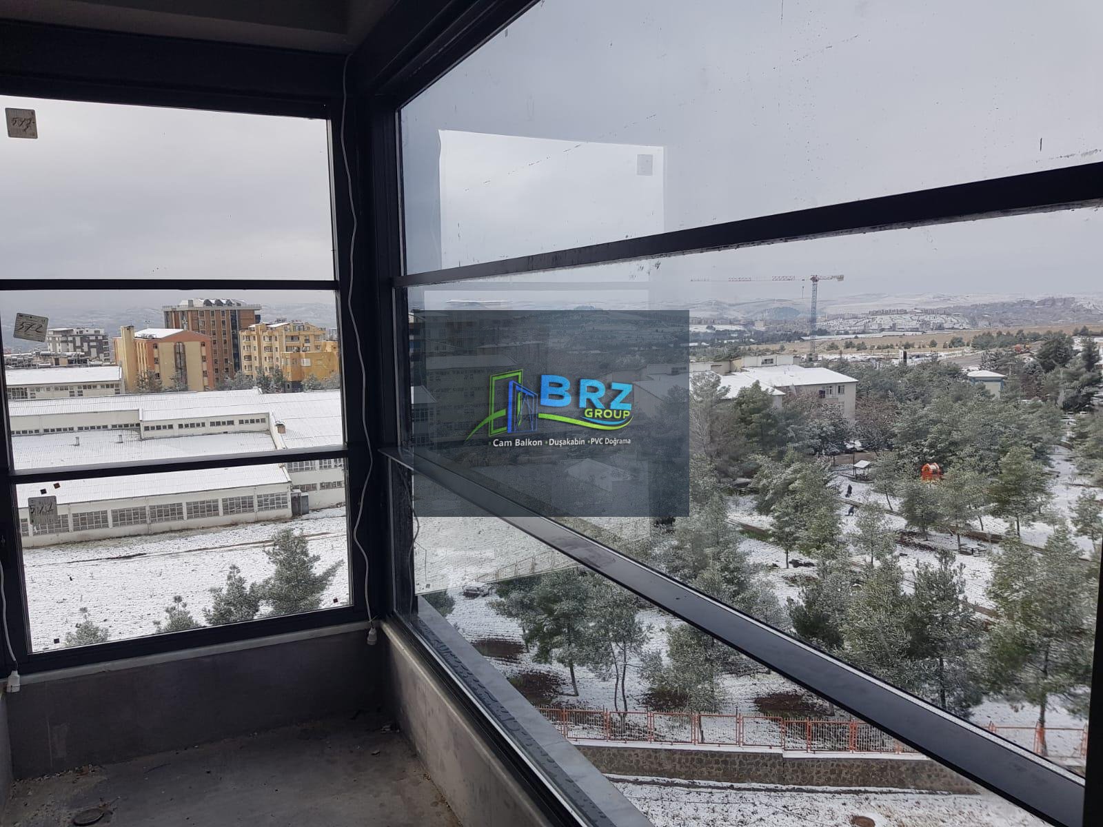 sanliurfa-bzr-group-cam-balkon-dusakabin-pvc-sistemleri-21